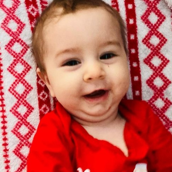 Meet your Posher, Betty sue lovelies welcome ♥ - Picture 5 of 9